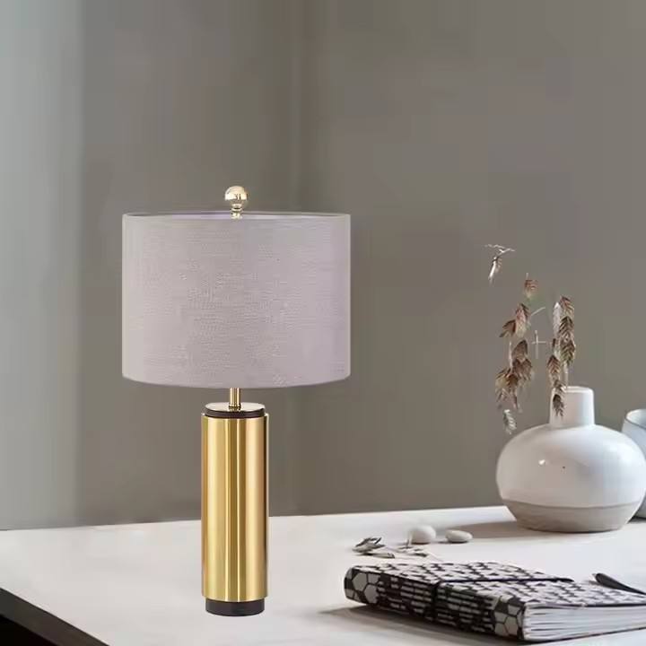 Hotel Gold Metal Lamp - Tyson TS-251209-1 | Vintage Modern Table Lamp